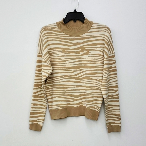 NEW WAYF Womens Beige Zebra Print Intarsia Mock Neck Pullover Sweater Cozy S & M - Picture 2 of 4